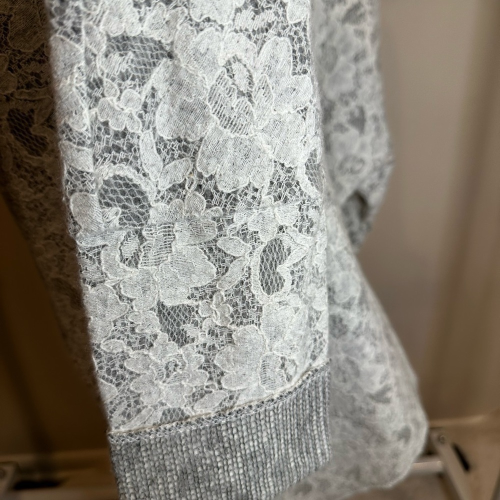 Kut from the Kloth Gray Lace V-Neck Sweater - Picture 5 of 5